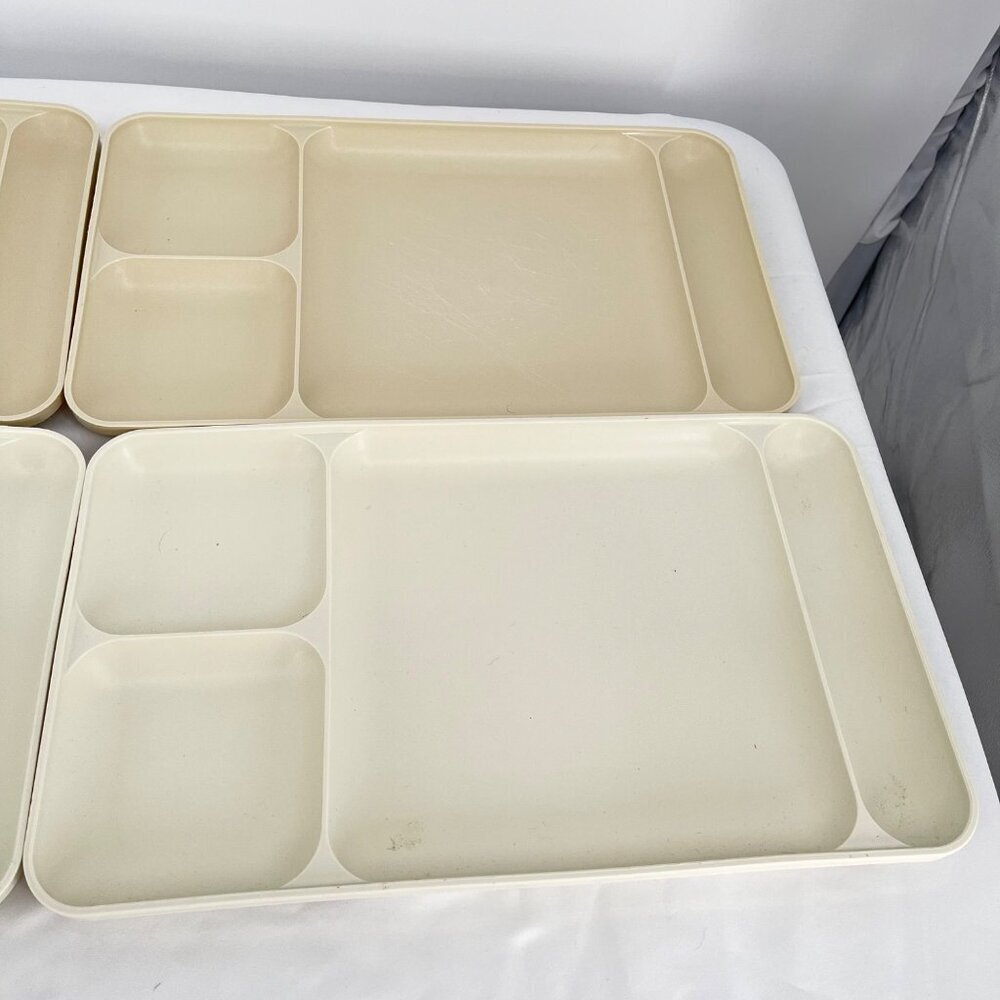 Vintage Tupperware Divided Serving Trays Set of 4 Beige & White Rectangular - Picture 3 of 6